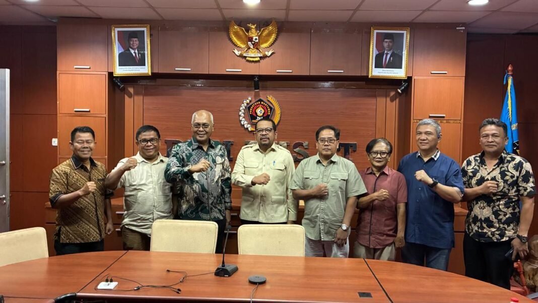 Jadi Narasumber Podcast PWI, Kepala Bakom RI Bahas Urgensi Perlindungan Media dan Regulasi Sosmed Jadi Narasumber Podcast PWI, Kepala Bakom RI Bahas Urgensi Perlindungan Media dan Regulasi Sosmed
